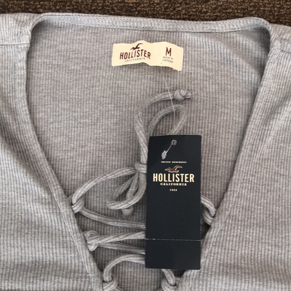 NWT Hollister Shirt. - Picture 7 of 9
